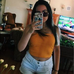 Meet your Posher, Livia